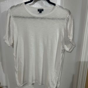 White tee puff sleeve